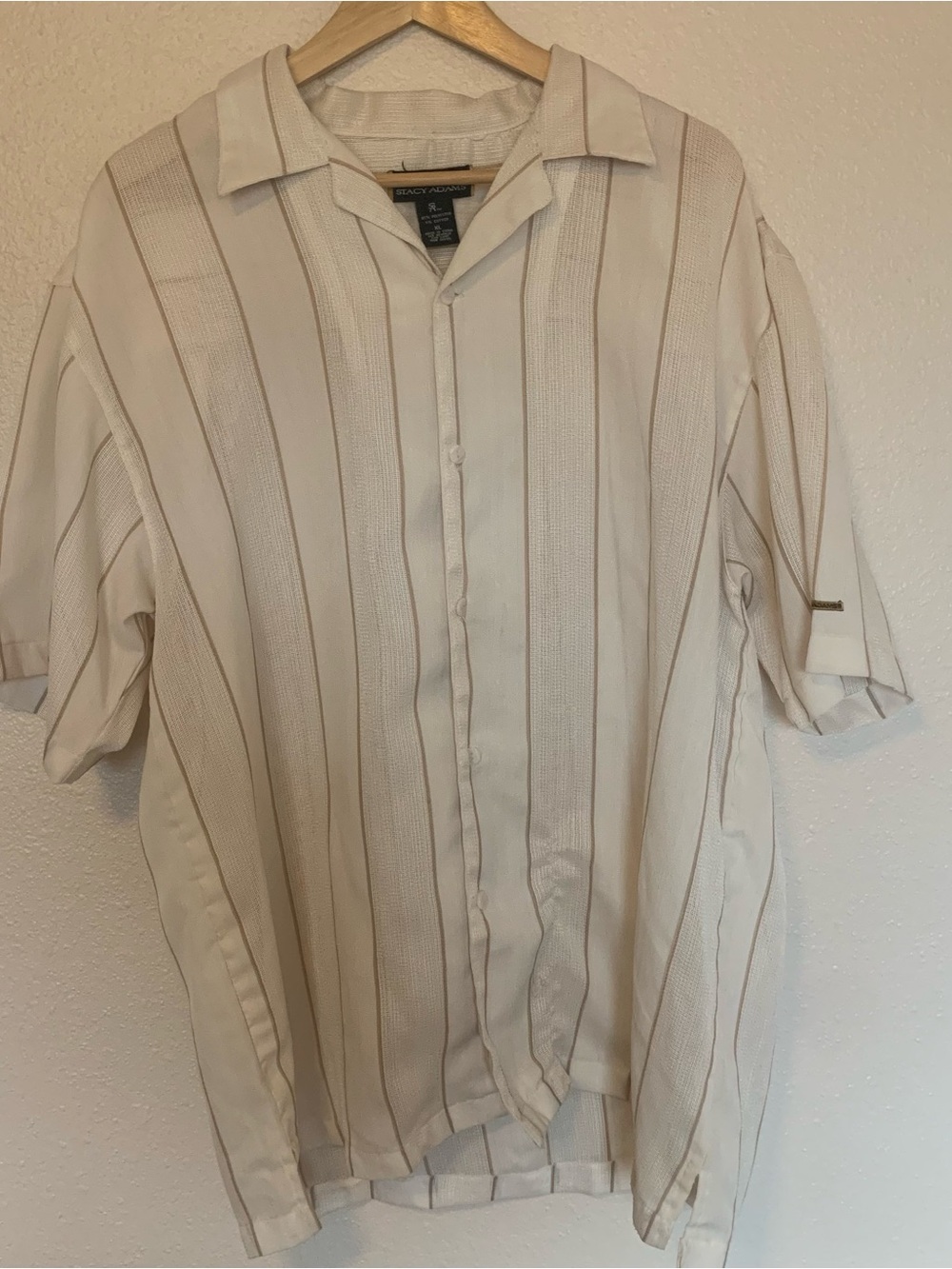 Stacy Adams Cream and Beige Vertical Stripe Short-Sleeve Button-Up Shirt